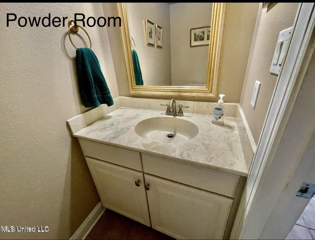 1517 Oak Leaf Circle Property Photo 29