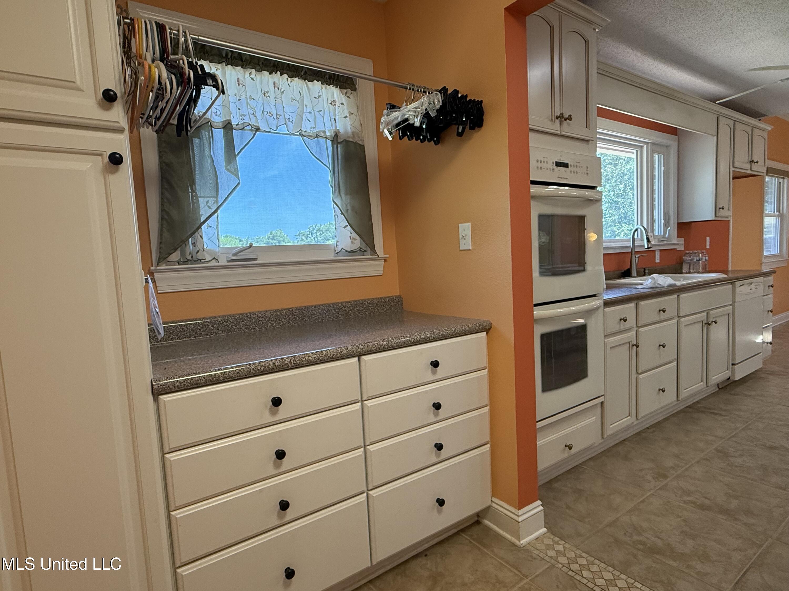 1517 Oak Leaf Circle Property Photo 37