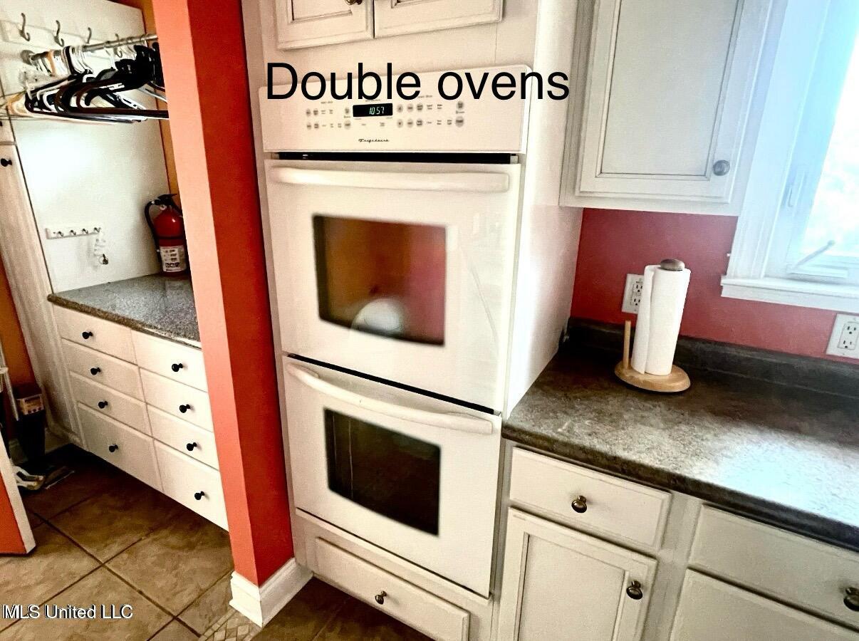 1517 Oak Leaf Circle Property Photo 40