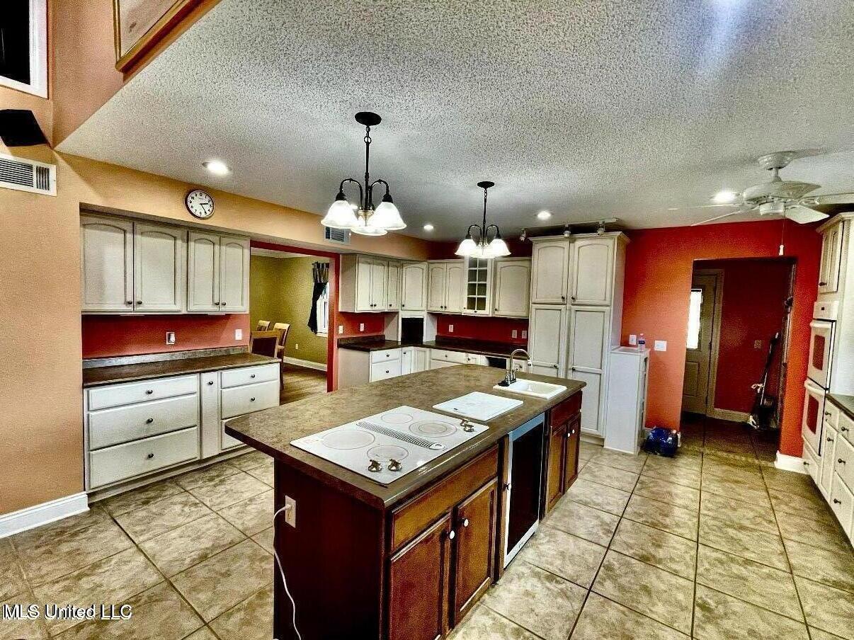 1517 Oak Leaf Circle Property Photo 44