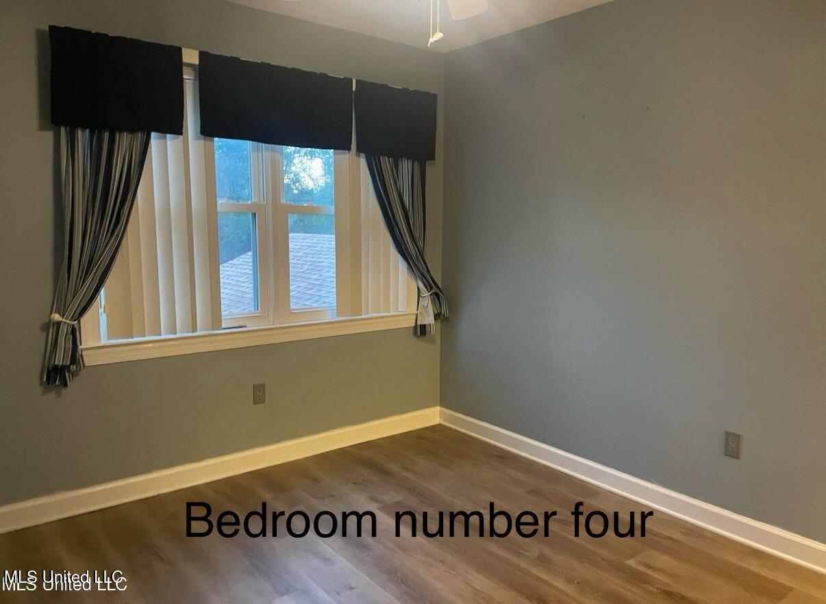 1517 Oak Leaf Circle Property Photo 55