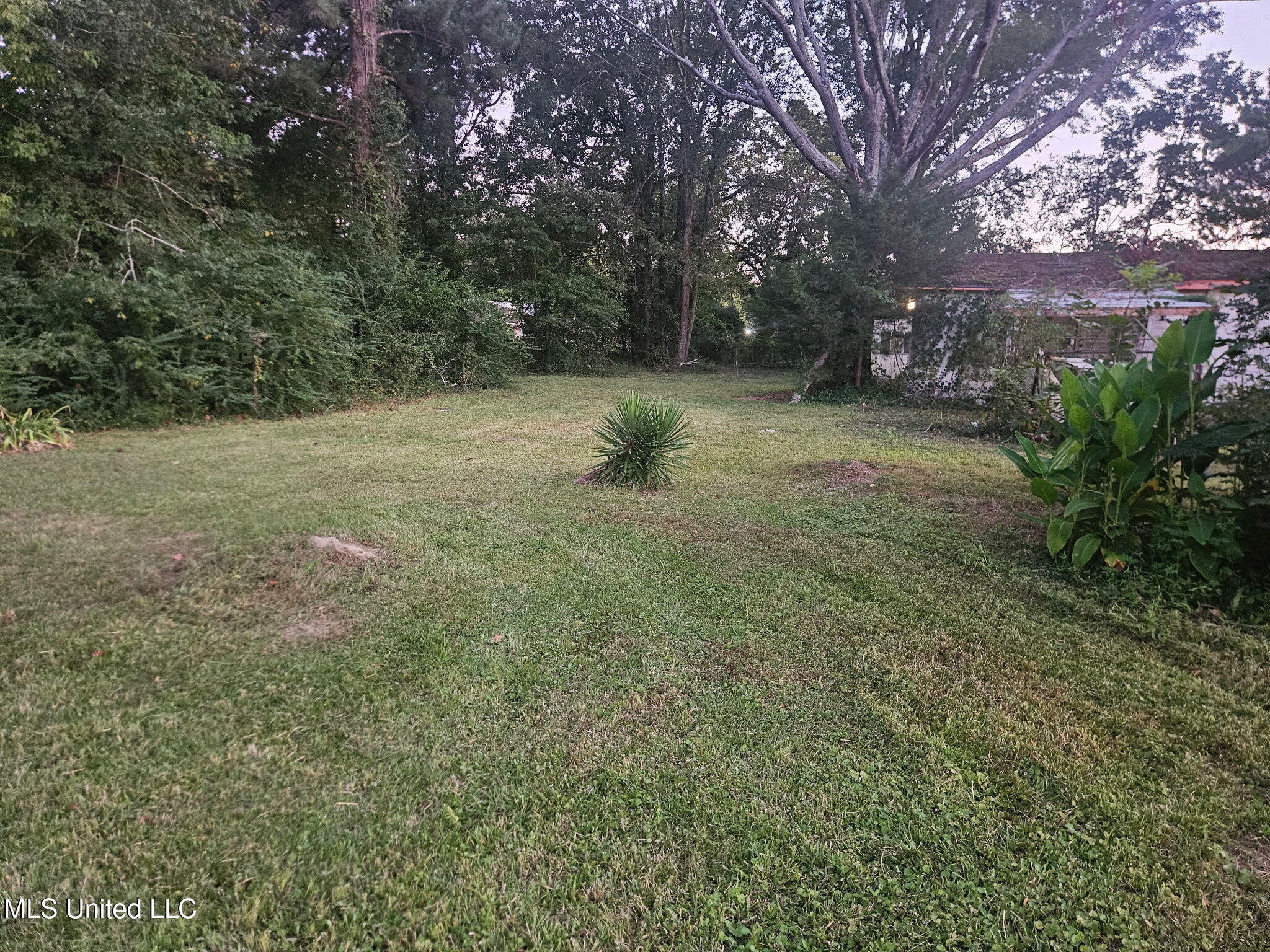 5945 N State Street Property Photo 2