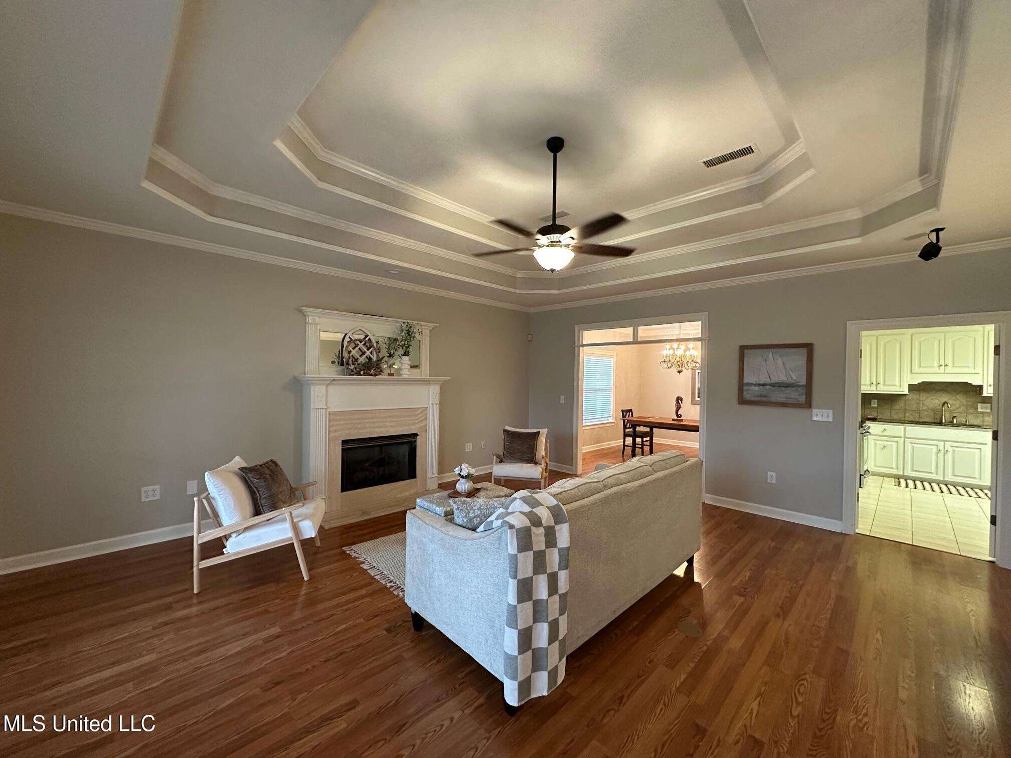 1415 Windrose Drive Property Photo 11