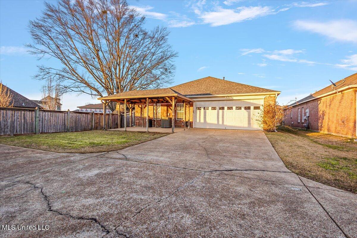 1415 Windrose Drive Property Photo 34