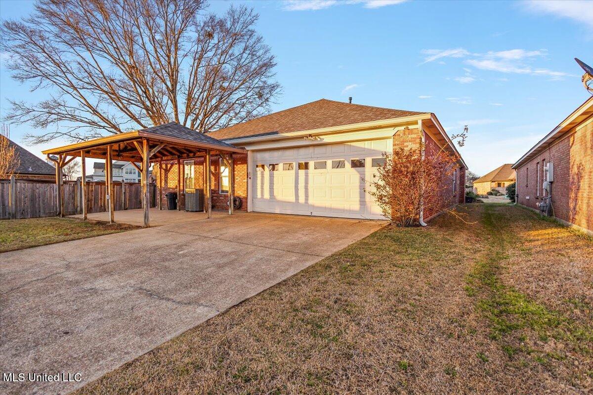 1415 Windrose Drive Property Photo 36