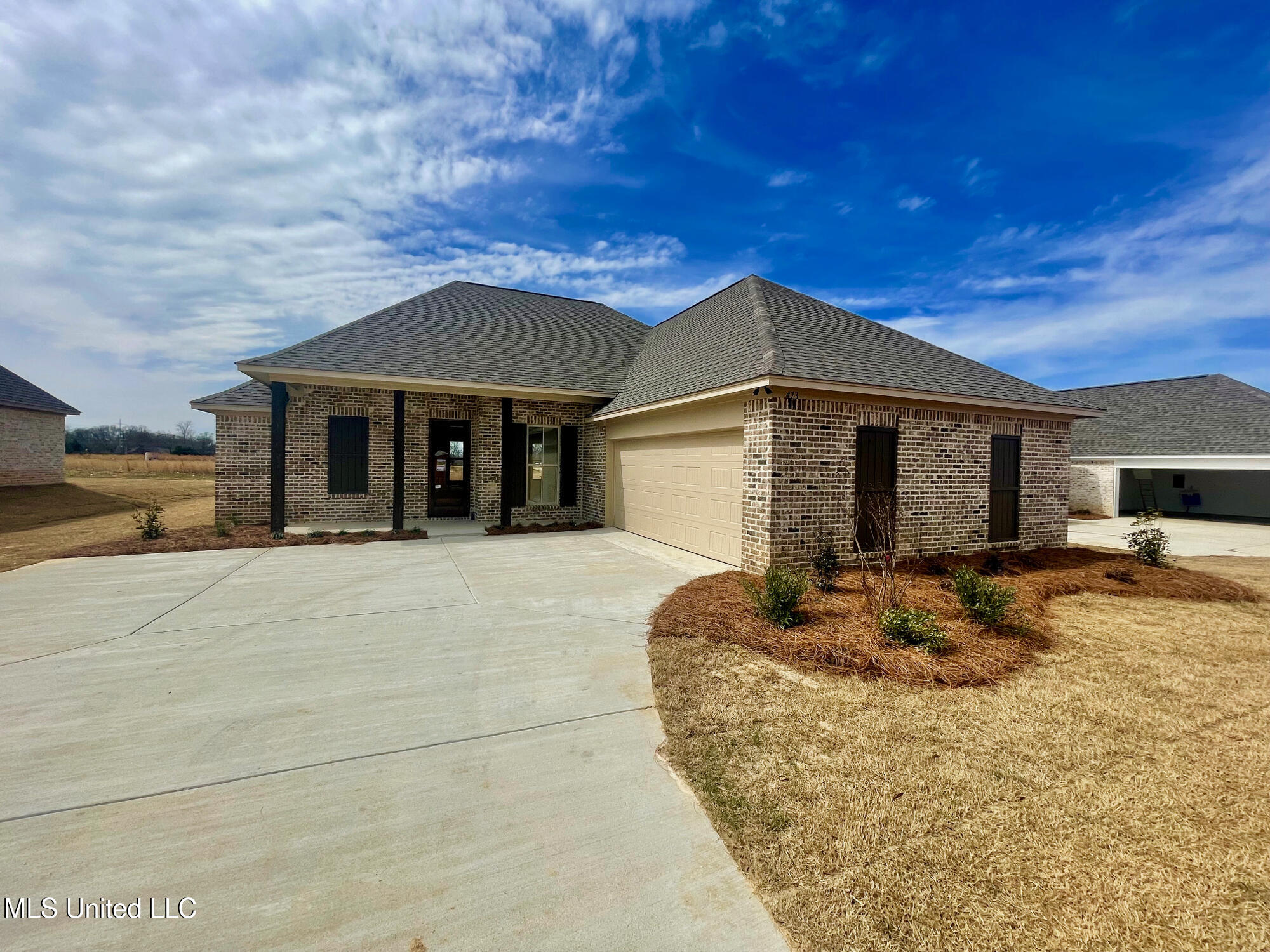 473 Aurora Circle Property Photo 5