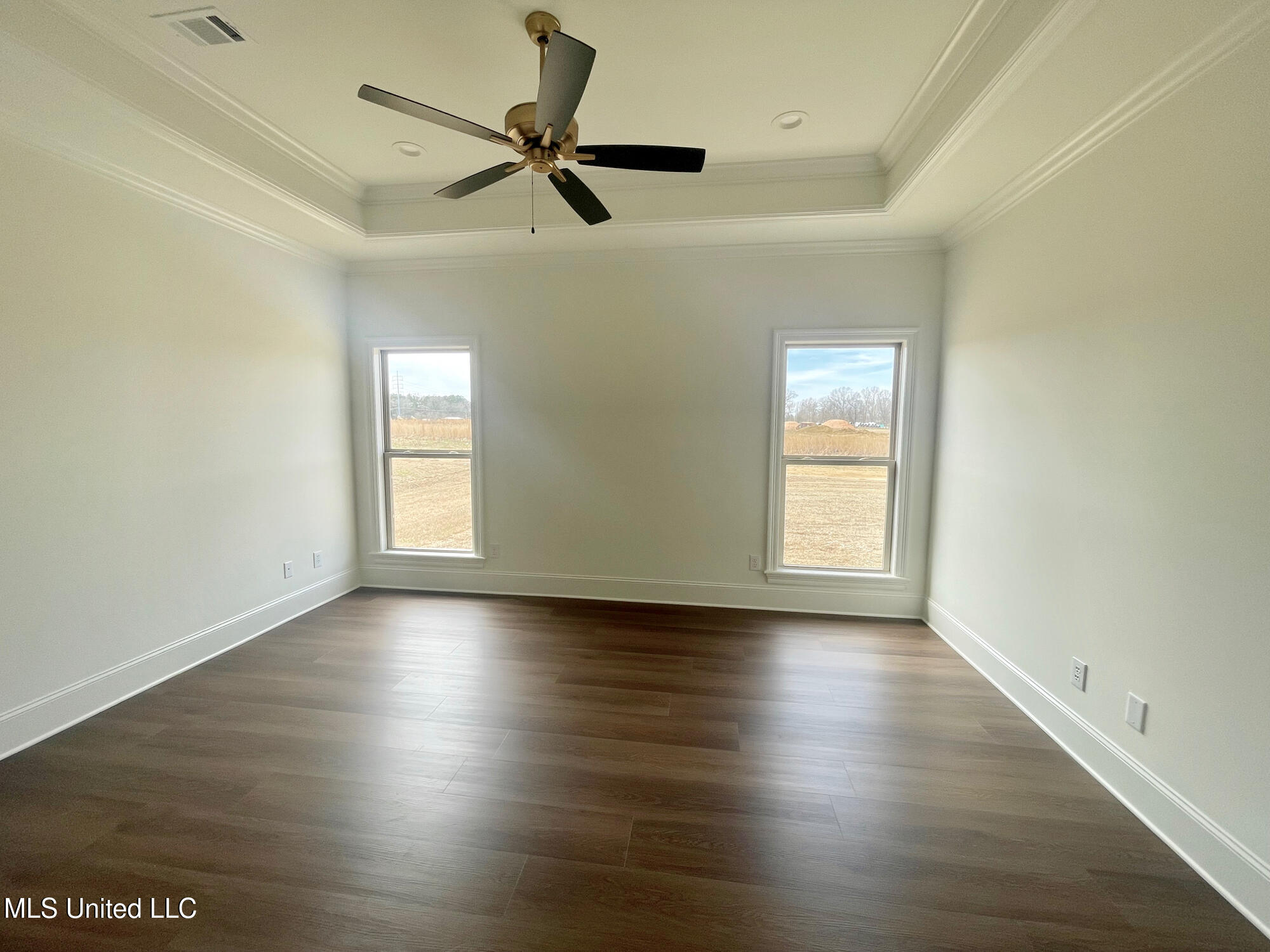 473 Aurora Circle Property Photo 16