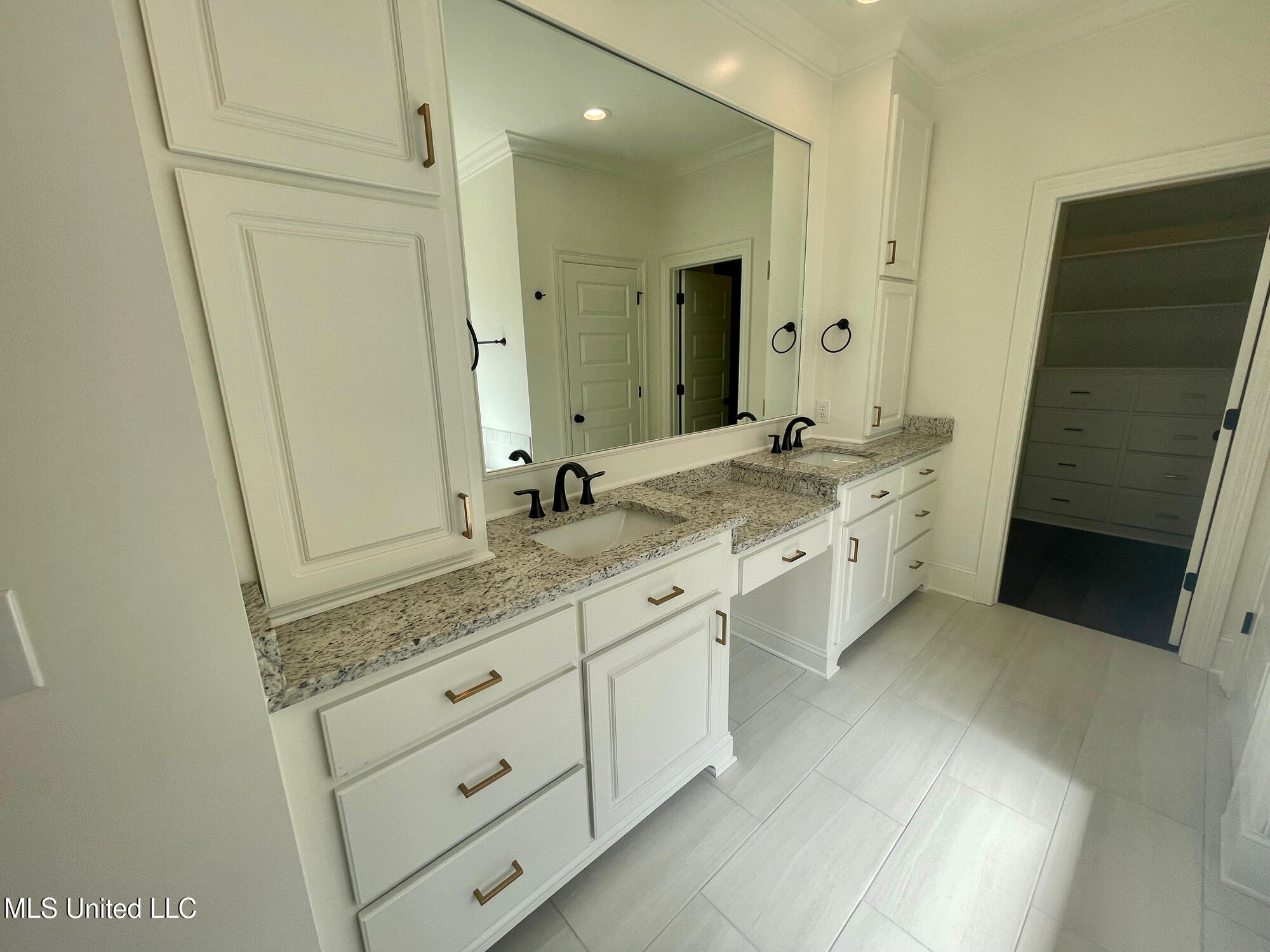 473 Aurora Circle Property Photo 20