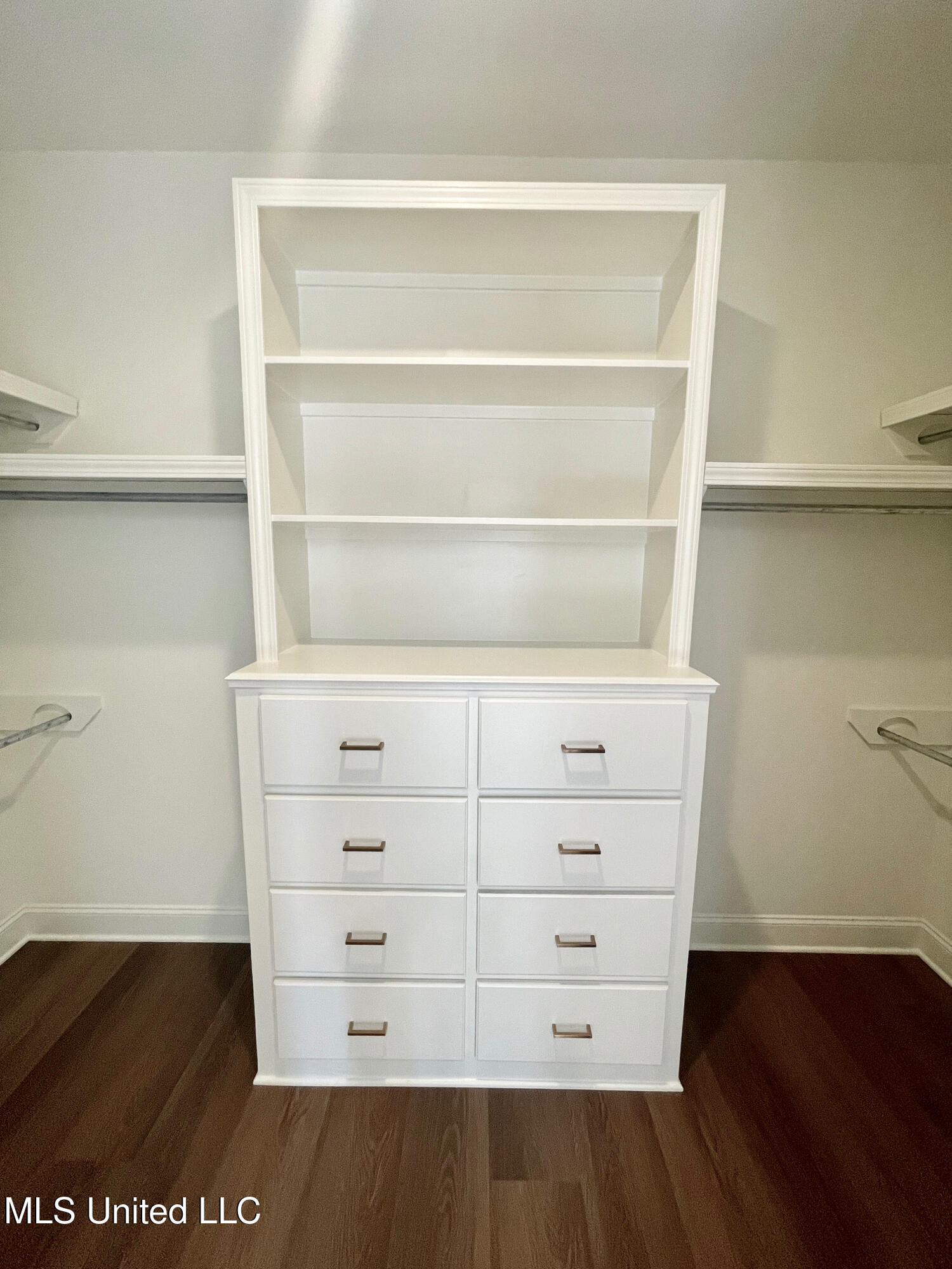 473 Aurora Circle Property Photo 24