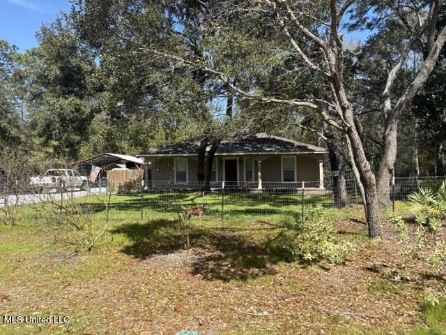 520 Pine Street Property Photo 2