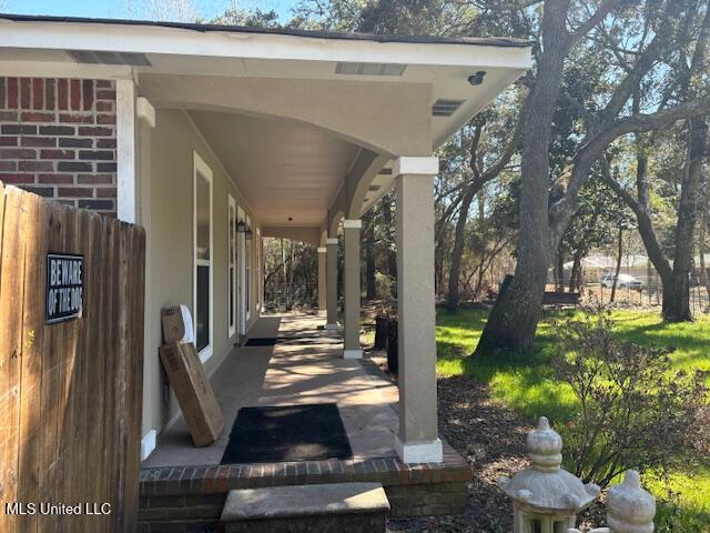 520 Pine Street Property Photo 8