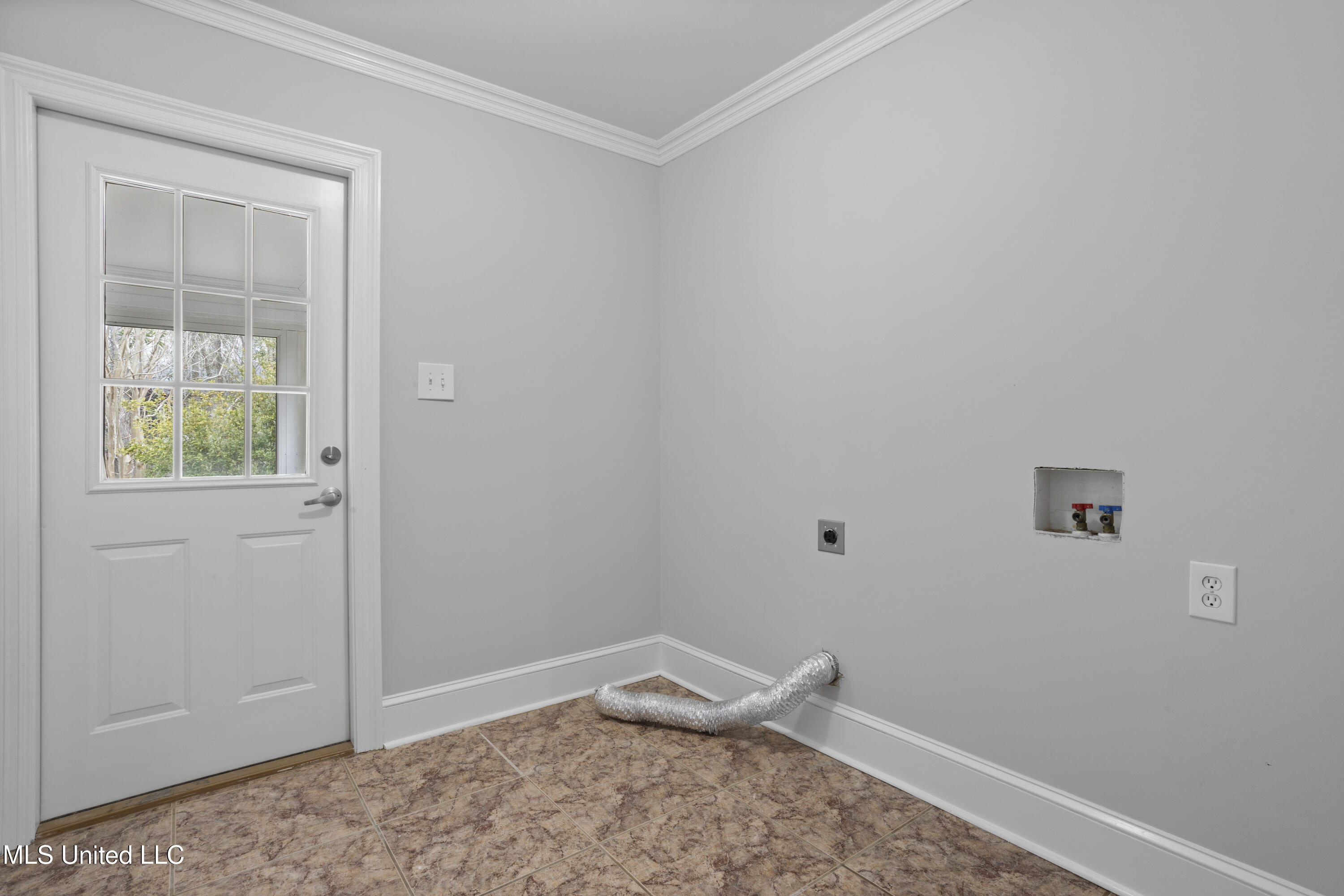 636 Banyan Place Property Photo 24