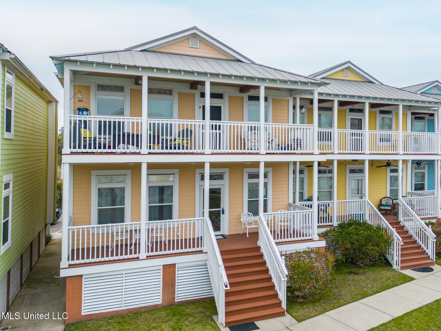 1515 E Beach Boulevard Property Photo 1
