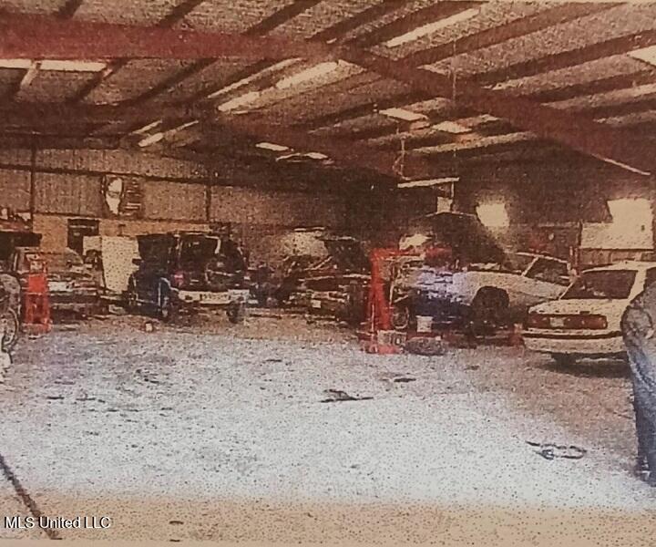 4503 Methodist Farm Road Property Photo 3