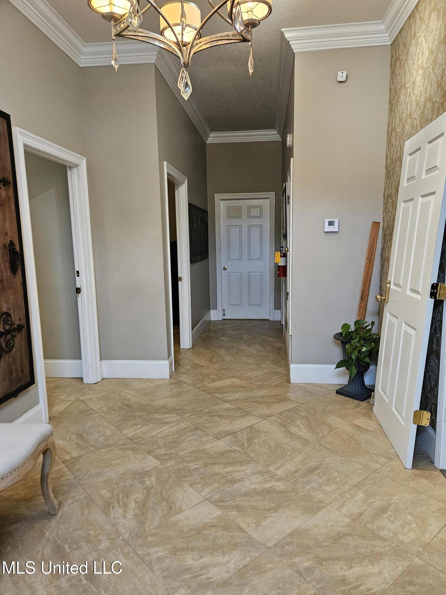 2598 Pass Road Property Photo 4