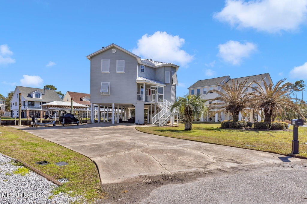 106 Kelly Cove Property Photo 3