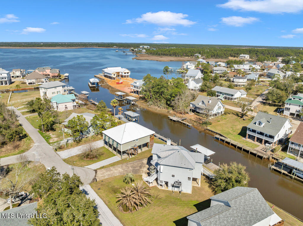 106 Kelly Cove Property Photo 7