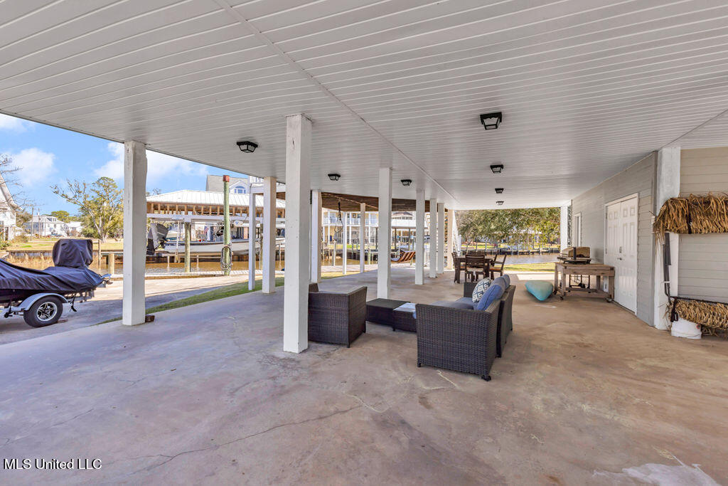 106 Kelly Cove Property Photo 11