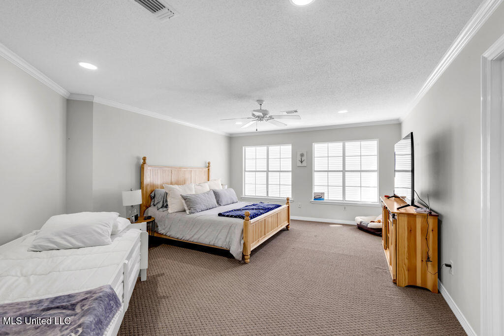 106 Kelly Cove Property Photo 32
