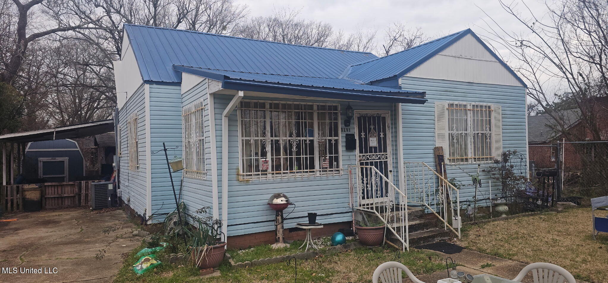 2921 Macy Street Property Photo 1