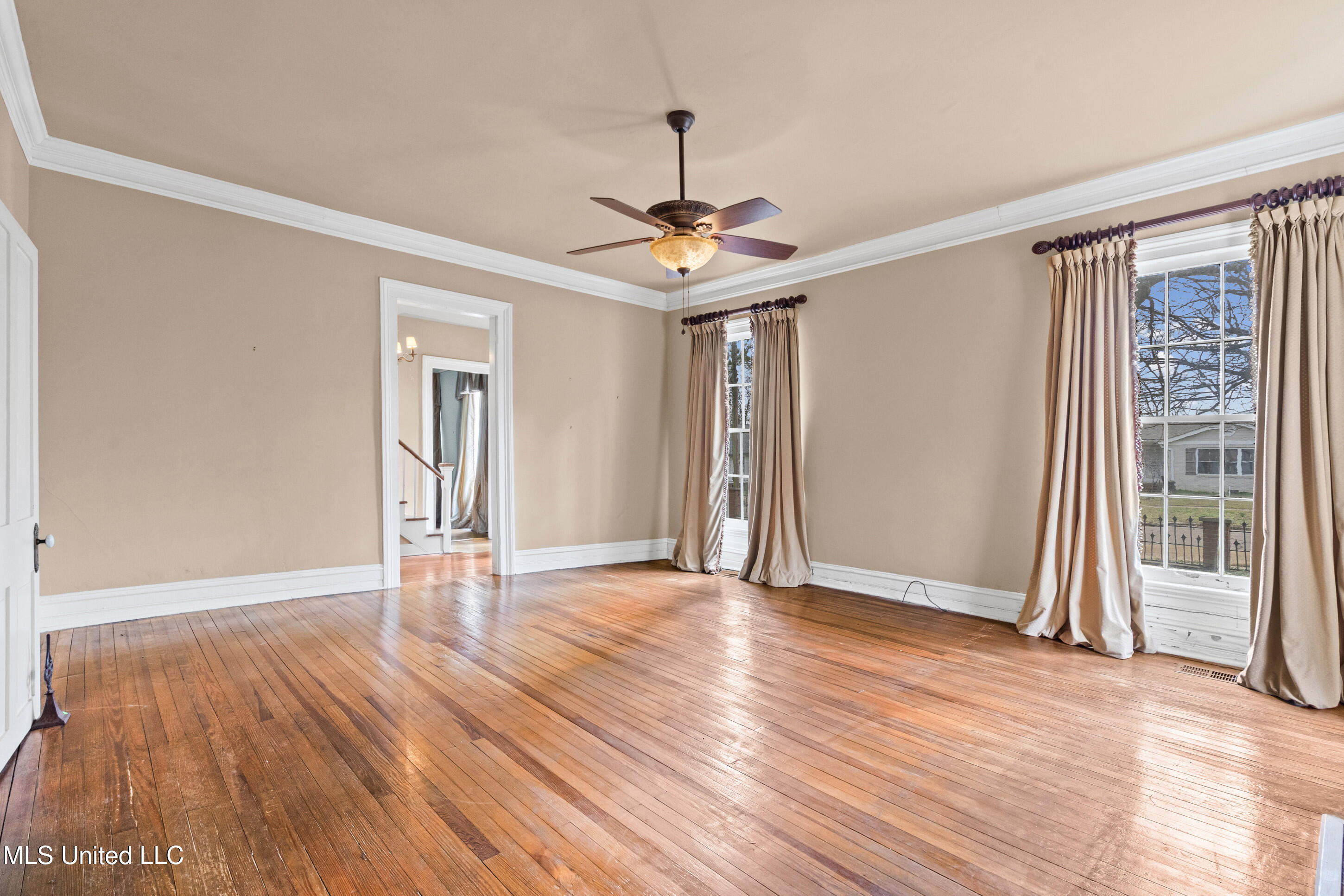 340 E College Avenue Property Photo 12