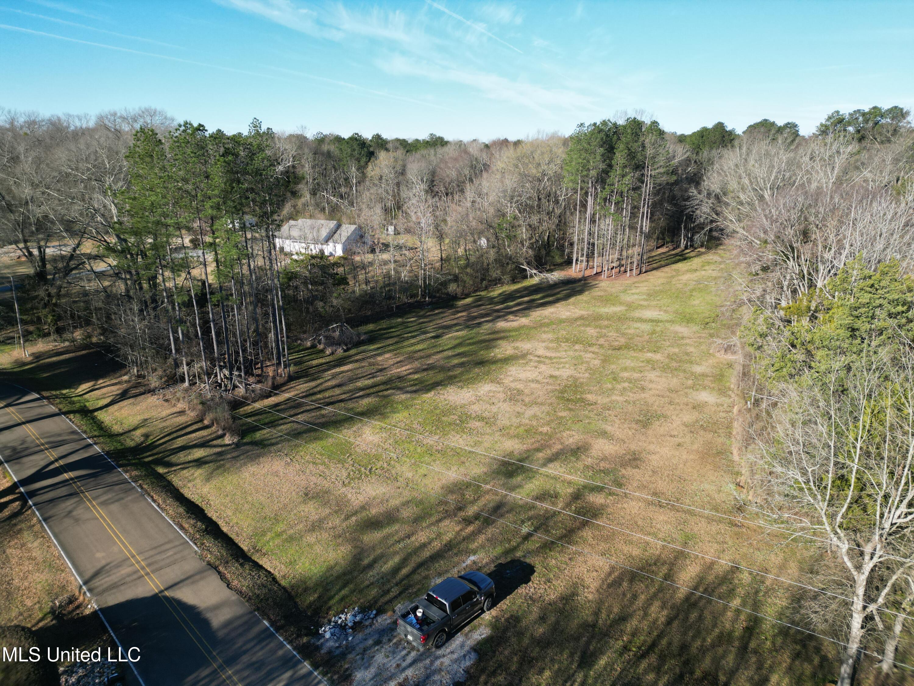 224 Fox Lane Property Photo 2