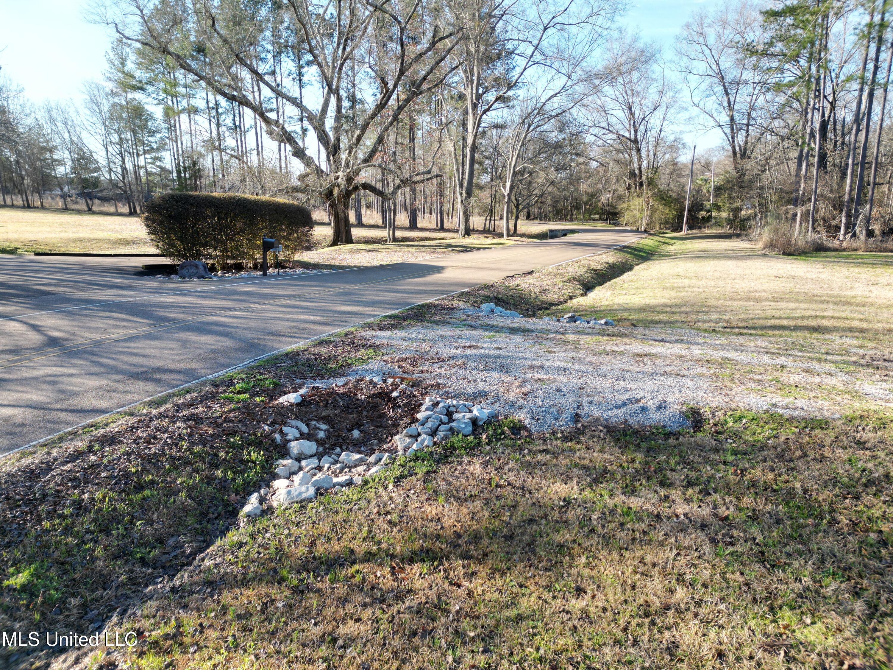 224 Fox Lane Property Photo 8