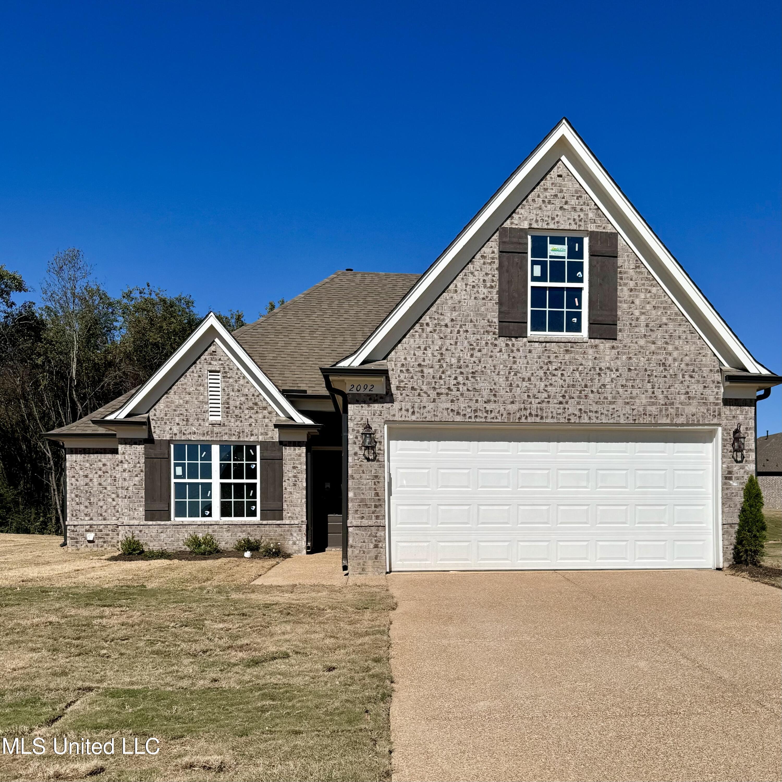 2267 Franklin Drive Property Photo 1