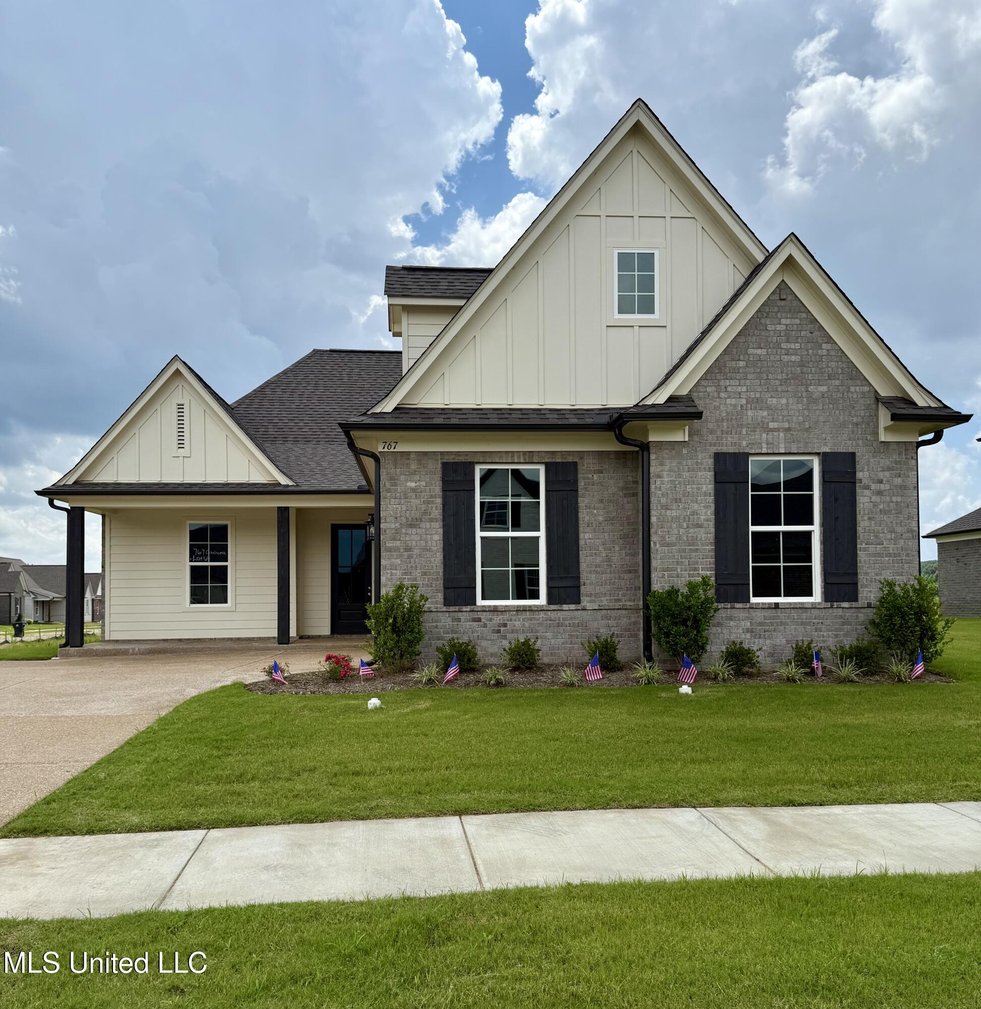 767 Coahoma Court Property Photo 1