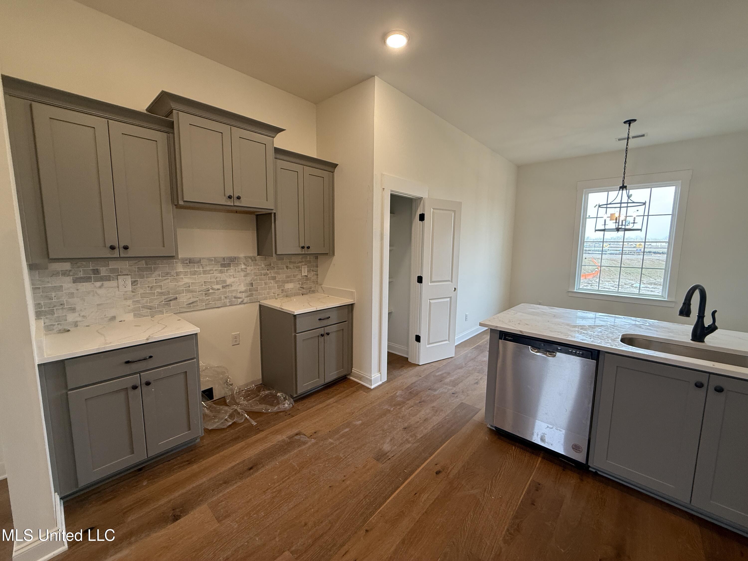 767 Coahoma Court Property Photo 8