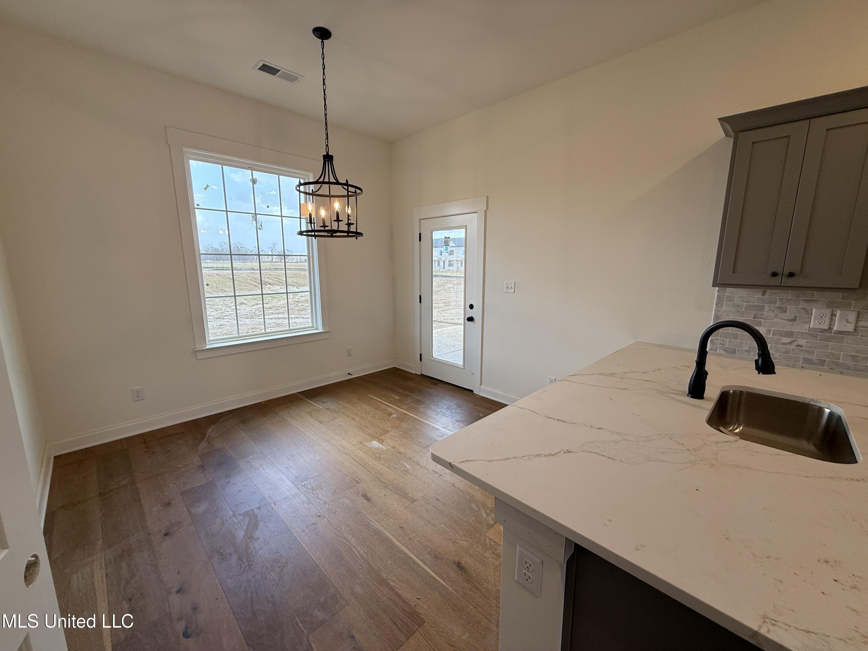 767 Coahoma Court Property Photo 12