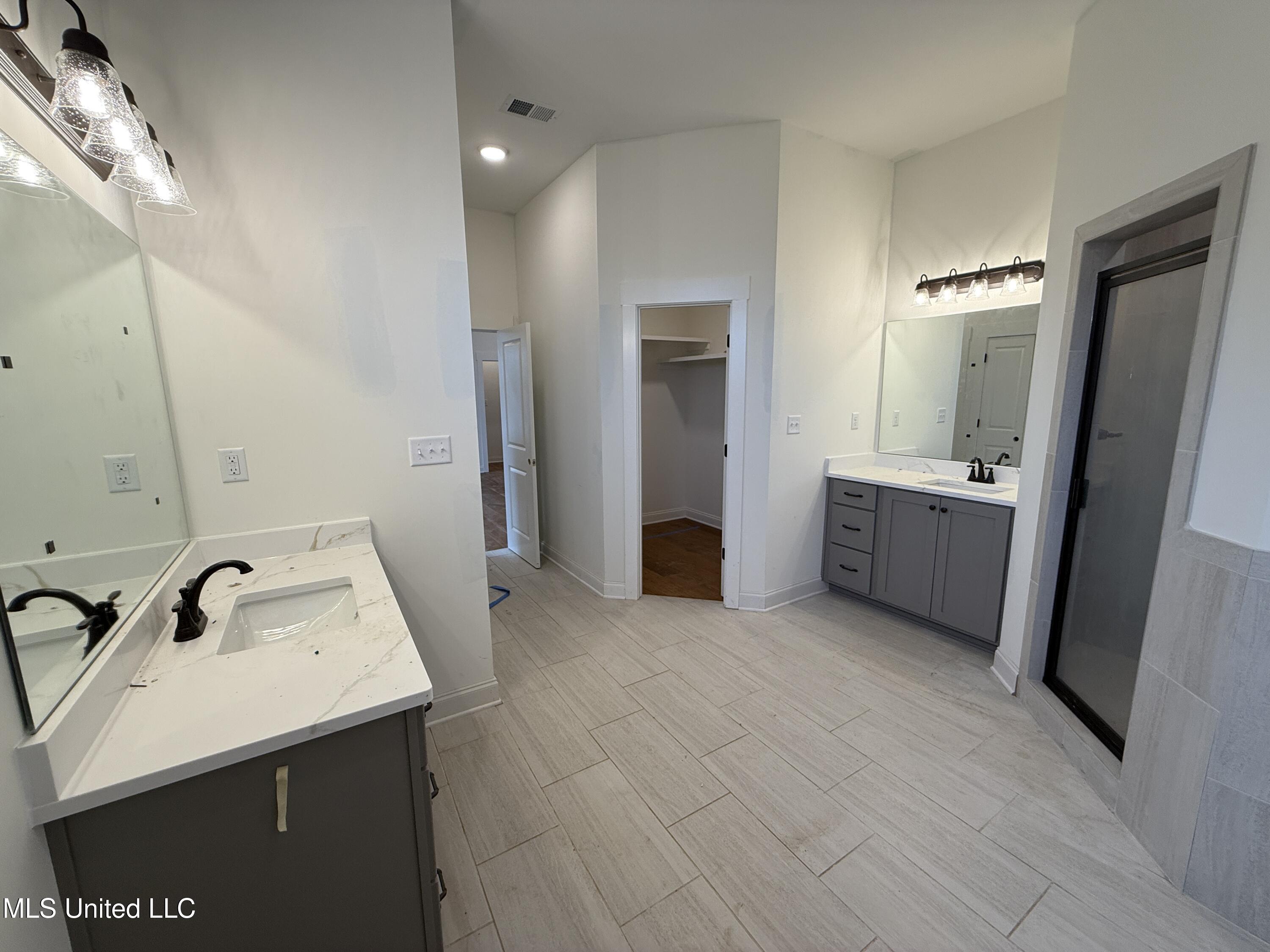 767 Coahoma Court Property Photo 17