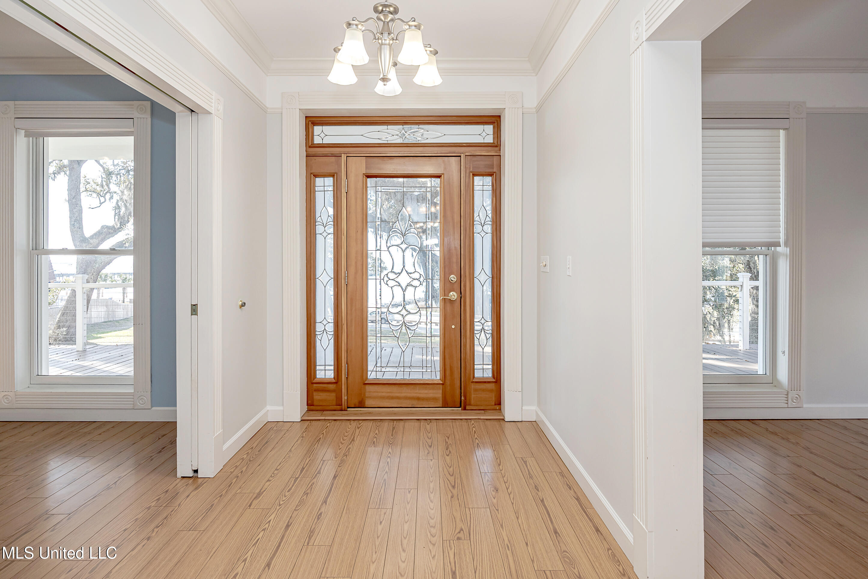 513 Front Beach Drive Property Photo 13