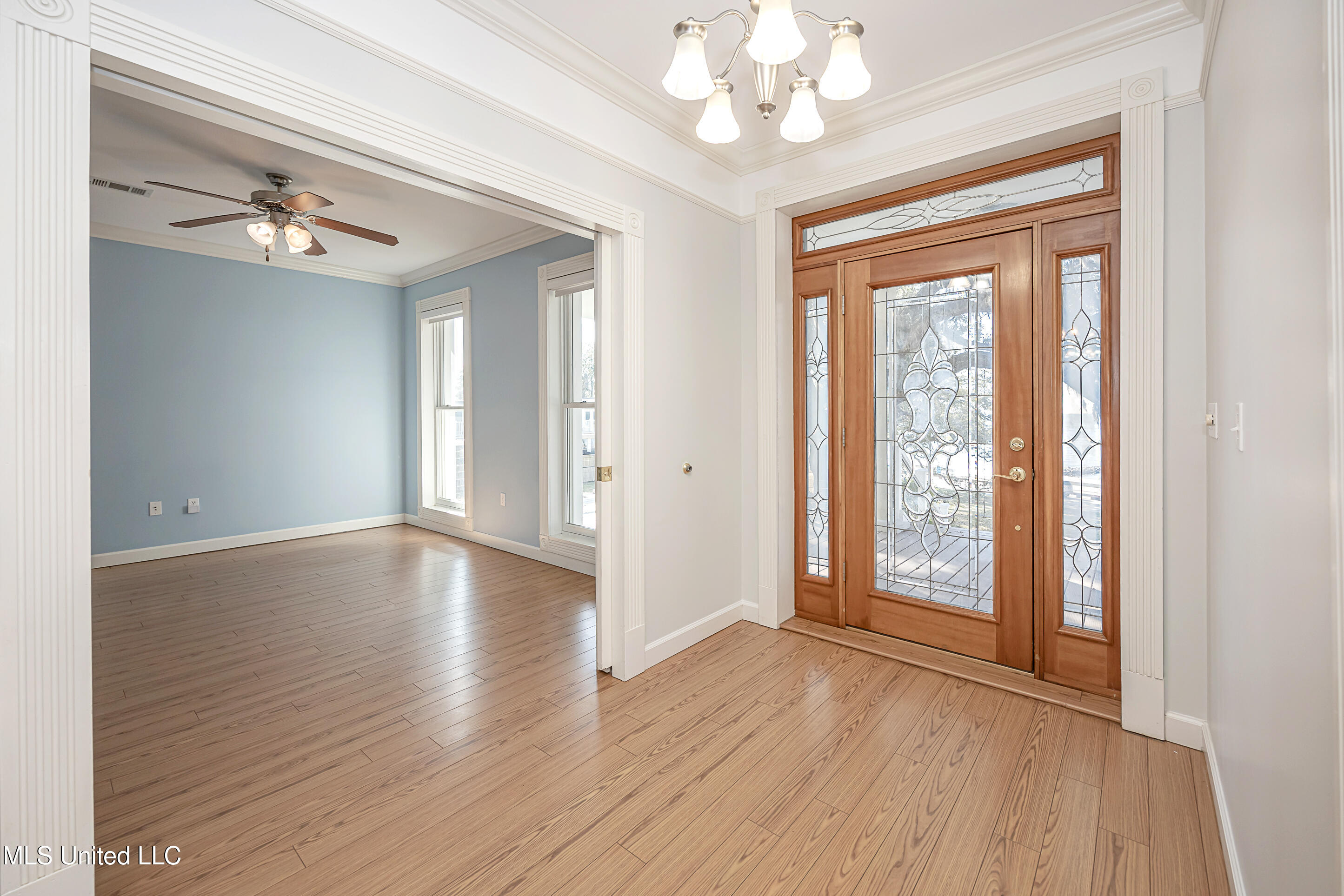 513 Front Beach Drive Property Photo 15