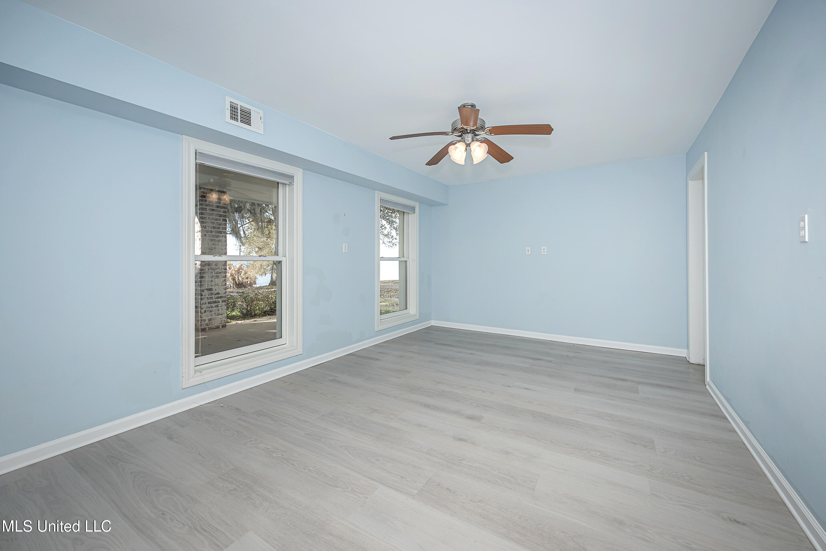 513 Front Beach Drive Property Photo 102