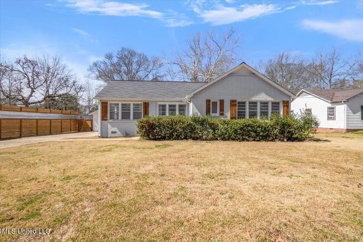 513 N Jackson Street Property Photo 1