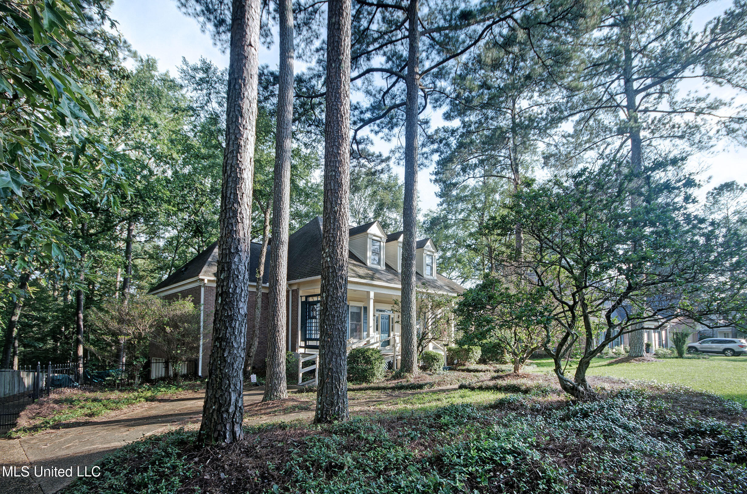 309 Monterey Drive Drive Property Photo 4