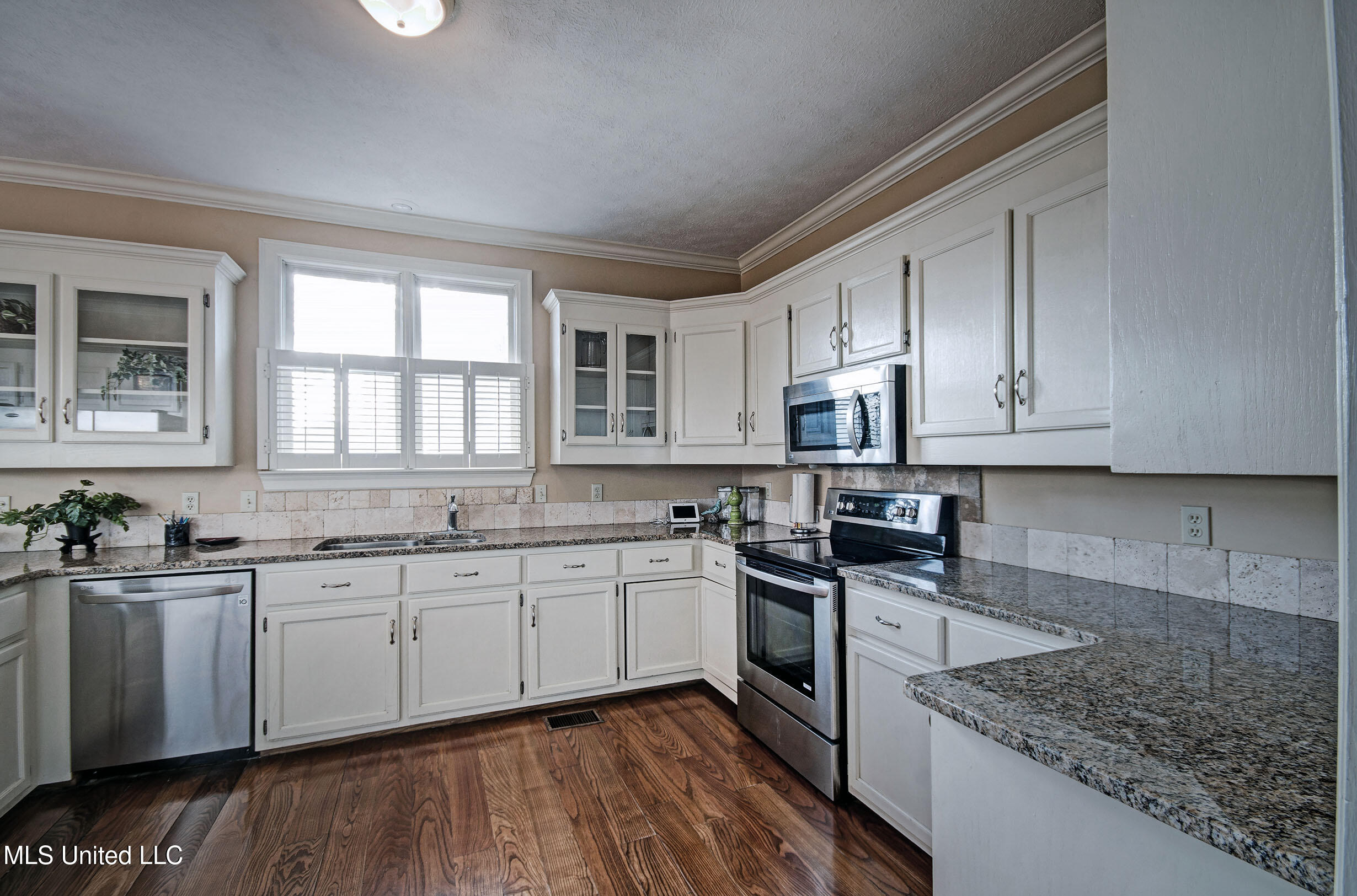 309 Monterey Drive Drive Property Photo 37