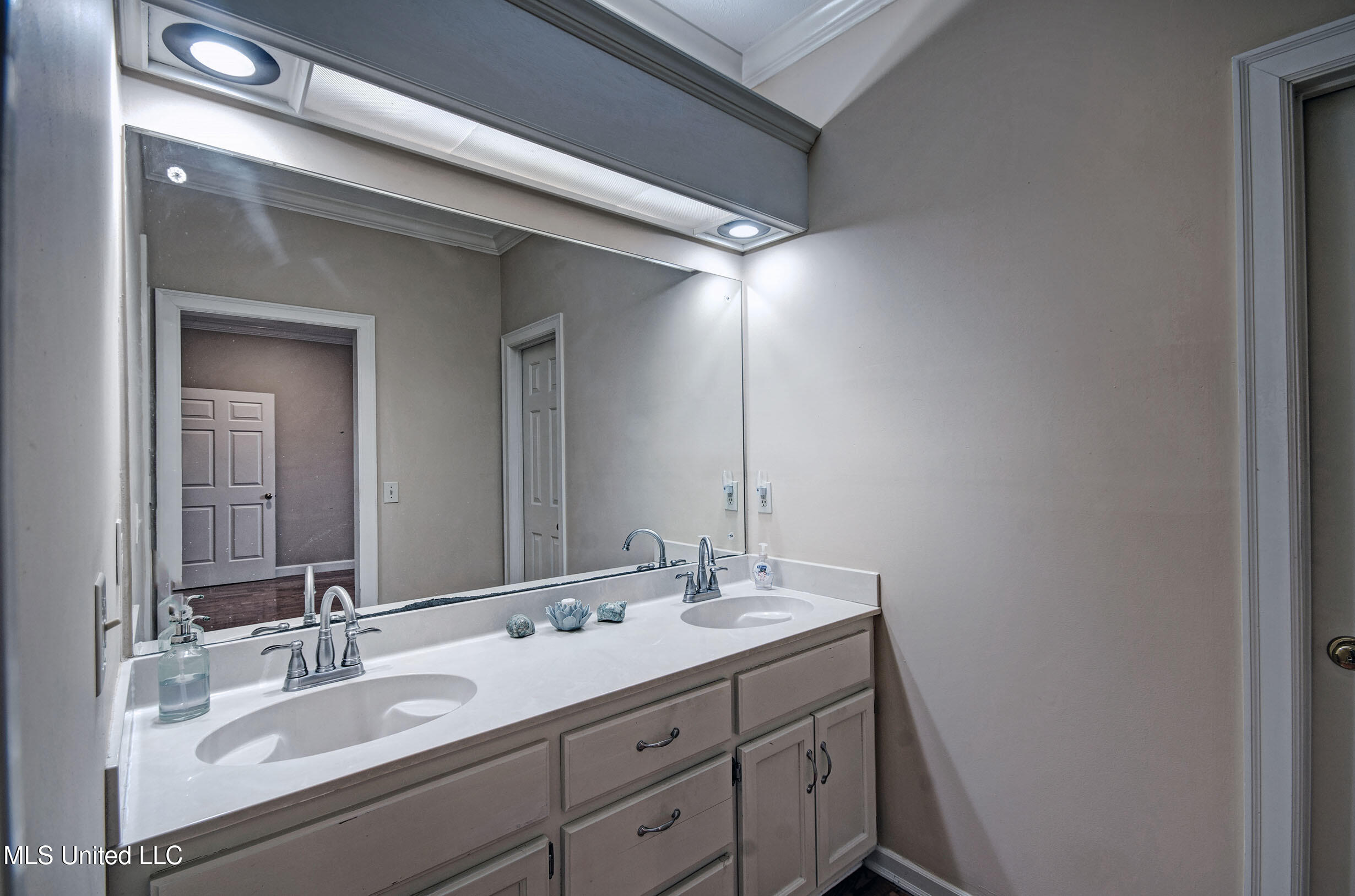 309 Monterey Drive Drive Property Photo 48