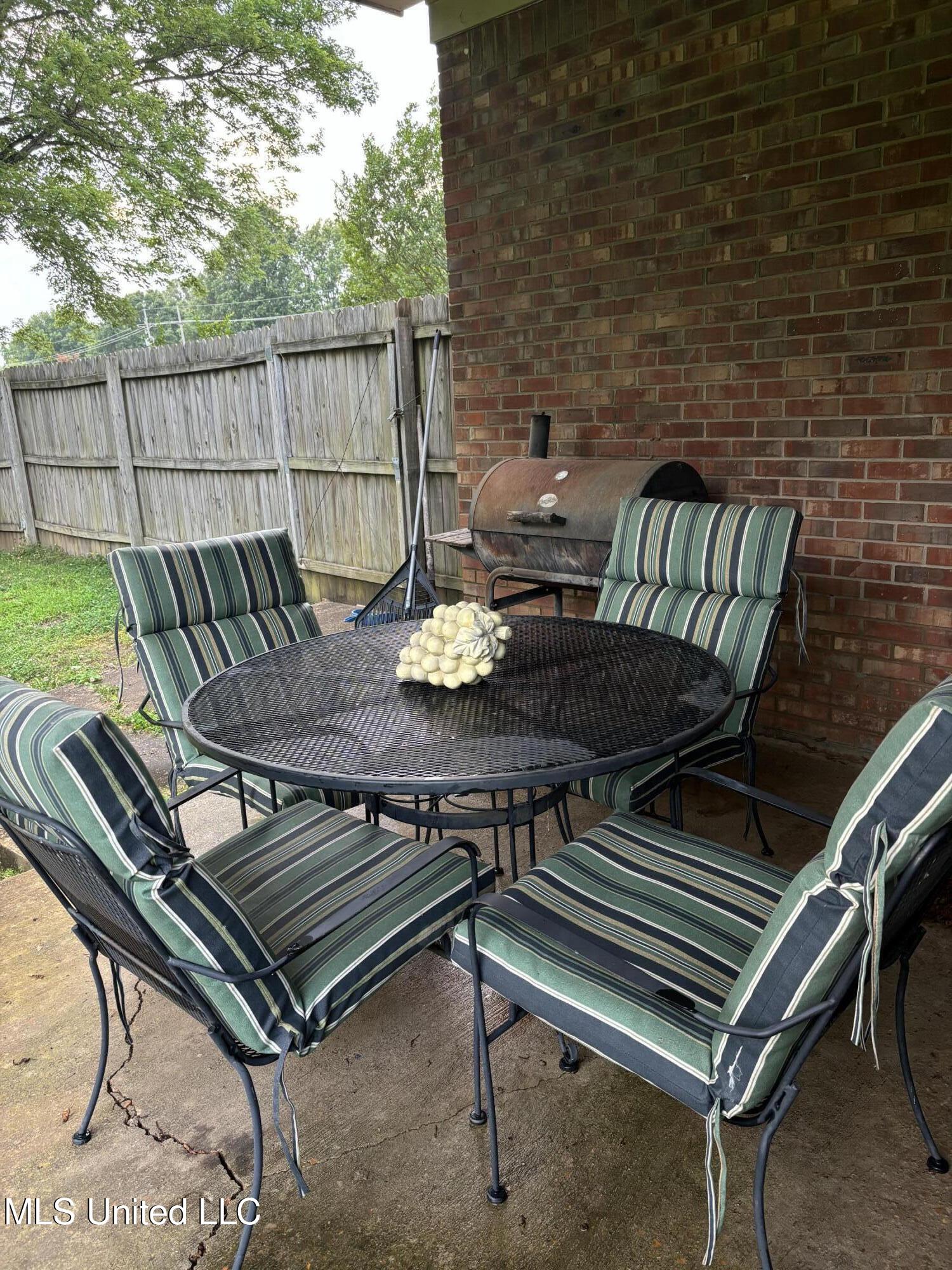 2155 Church Road Property Photo 3