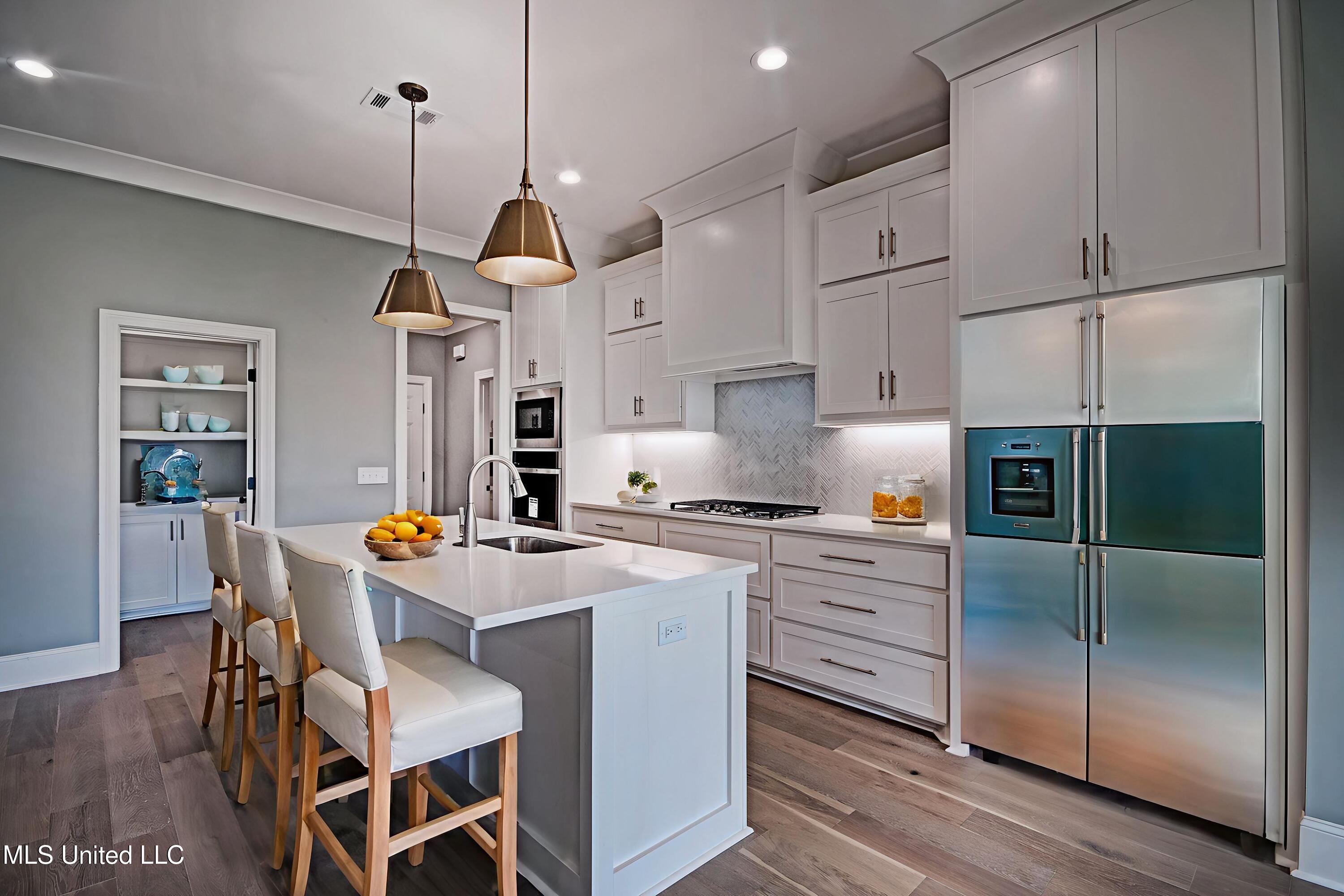 109 Southern Oak Way Property Photo 8