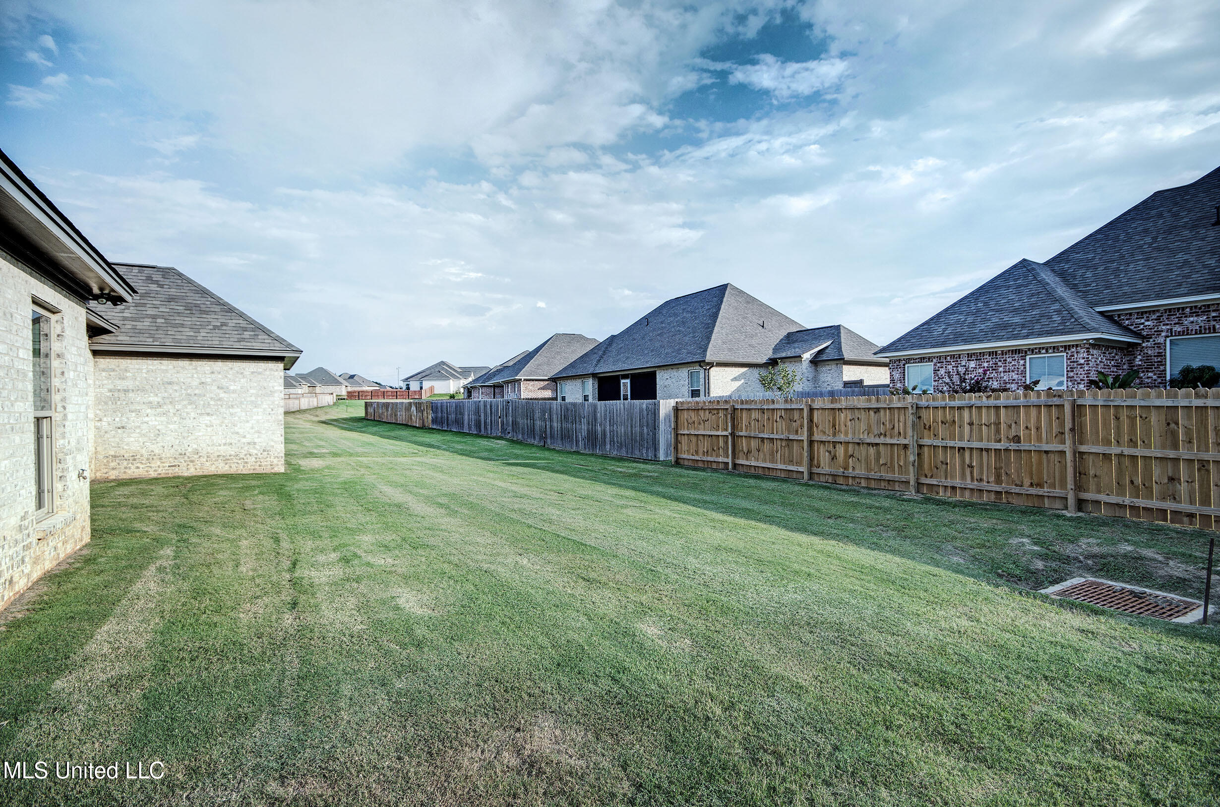 109 Southern Oak Way Property Photo 12