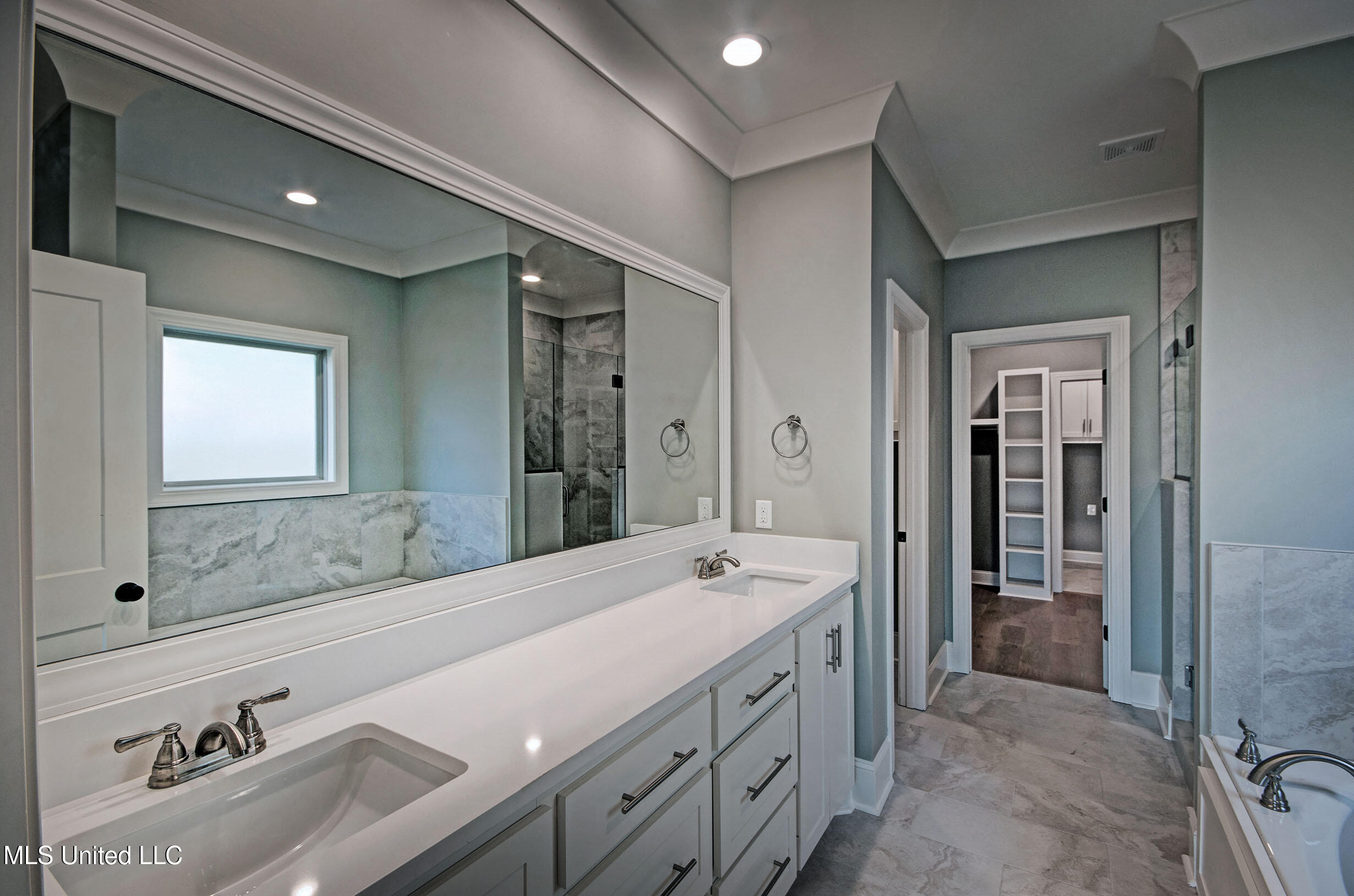 109 Southern Oak Way Property Photo 30