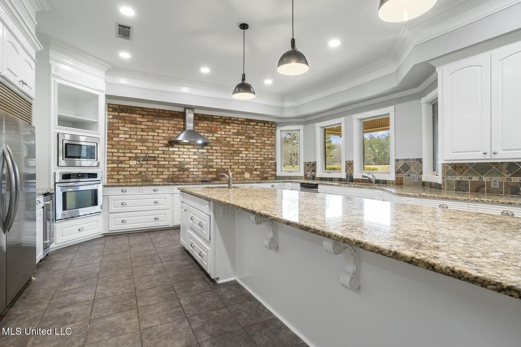 559 White Oak Road Property Photo 19