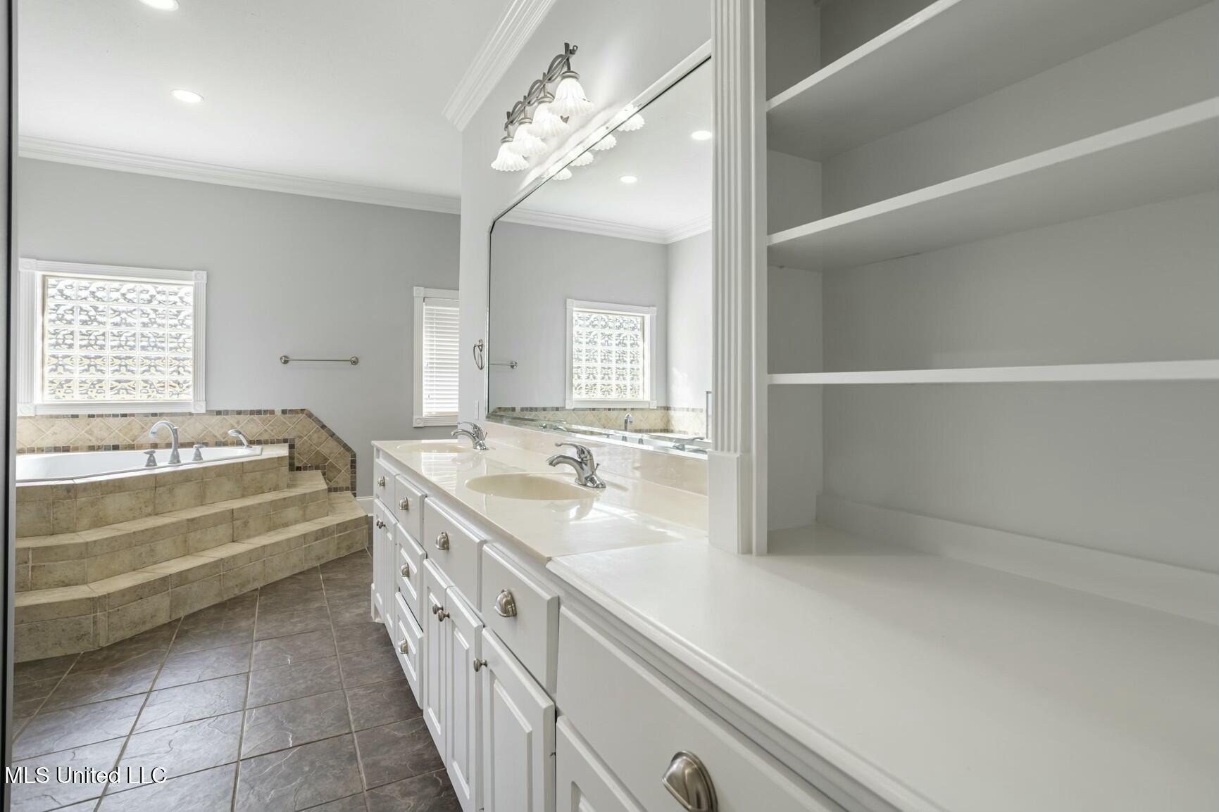 559 White Oak Road Property Photo 26