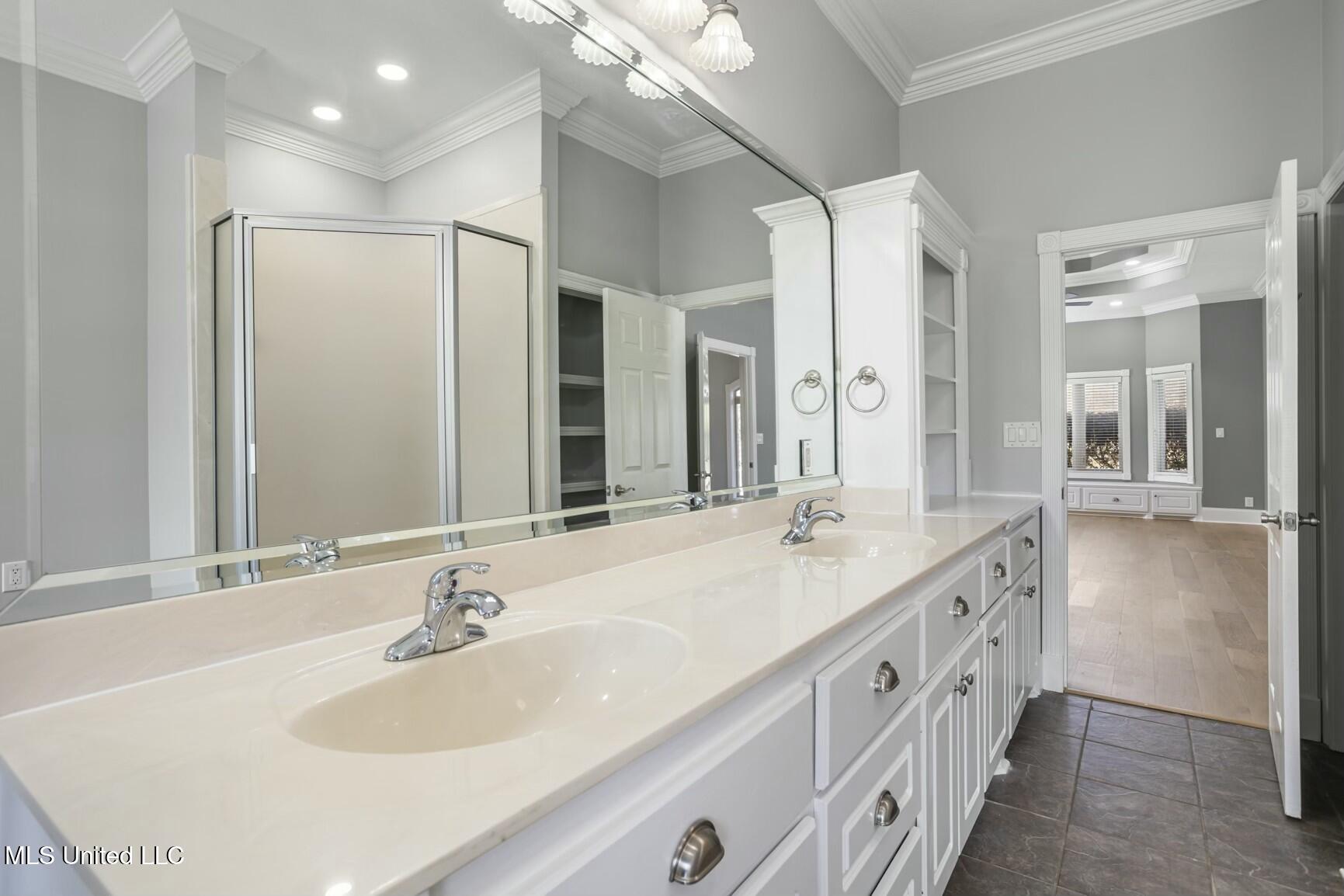 559 White Oak Road Property Photo 30