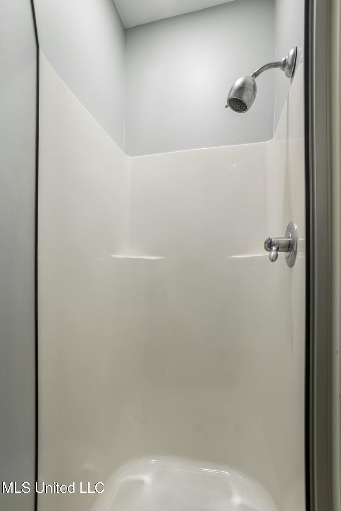 559 White Oak Road Property Photo 36