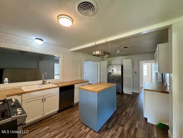 106 Laurel Avenue Property Photo 4