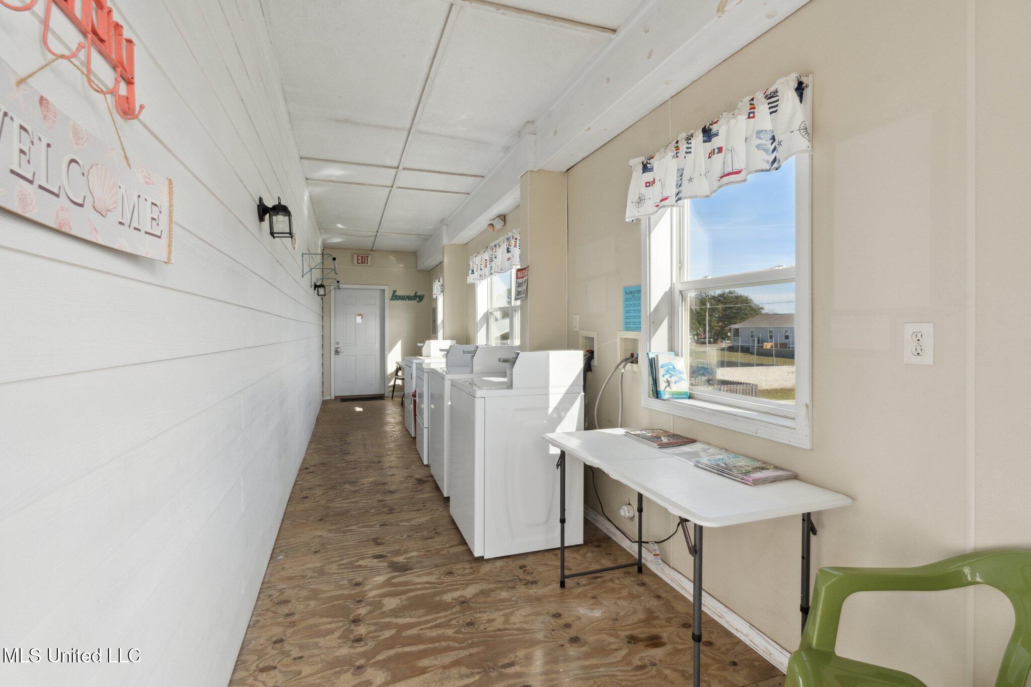 500 Broad Avenue Property Photo 2