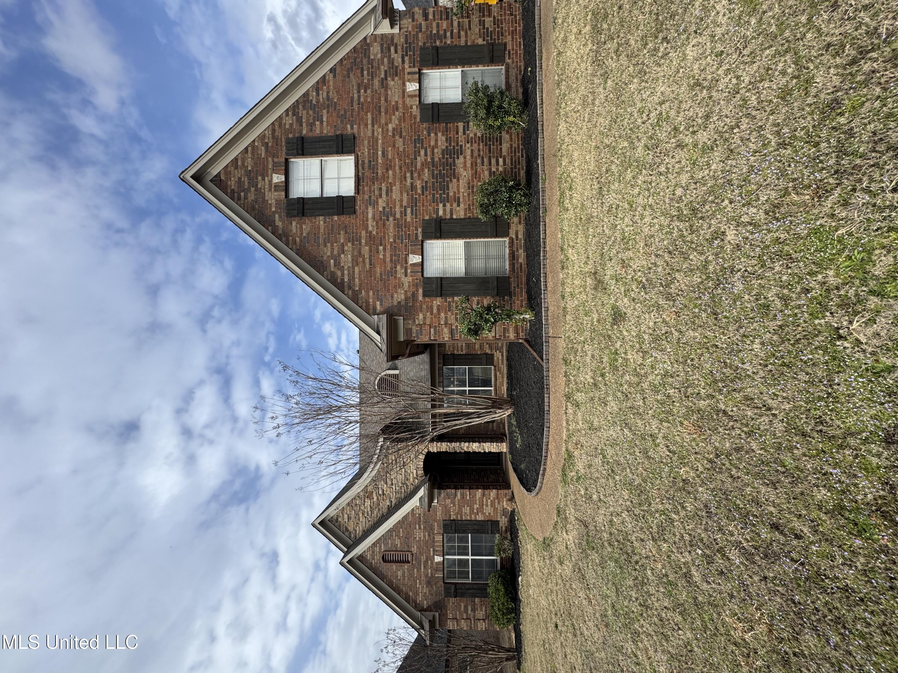 4832 Davis Grove Boulevard Property Photo 1
